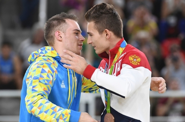 Russian & Ukrainian athletes together in Rio 3