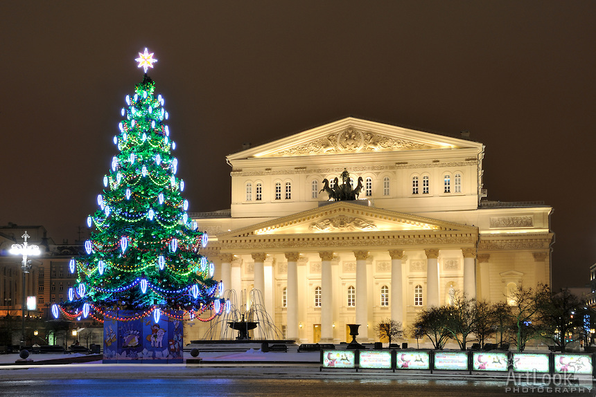 Bolshoi Theater before Christmas - Magic of Moscow by Moscow Guide and Driver